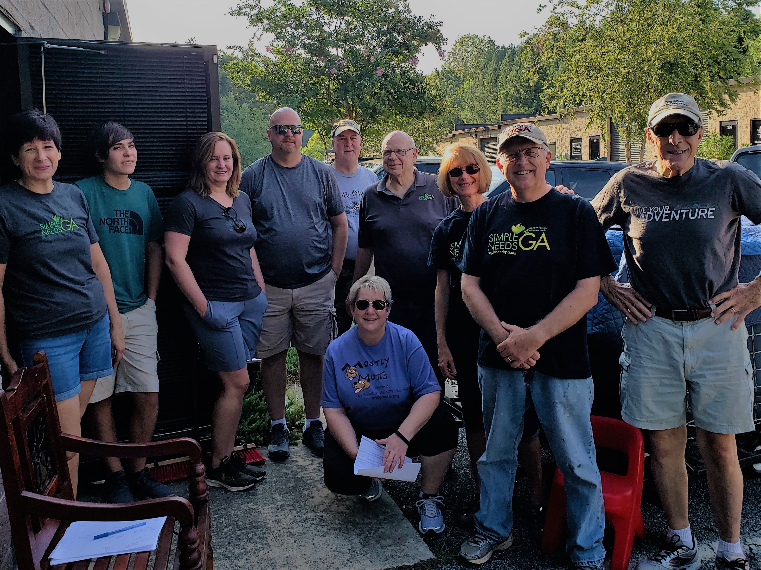 Volunteers Furniture Aug 3 2019 (2)